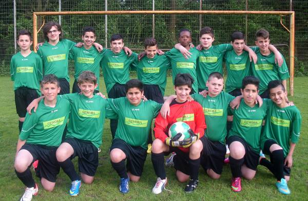 files/angebote/fussballjugend/C-Jugend2013.jpg files/angebote/fussballjugend/C-Jugend2013.jpg