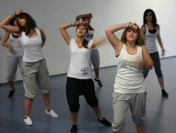 files/angebote/kinder/Dance4Kids1.jpg files/angebote/kinder/Dance4Kids1.jpg